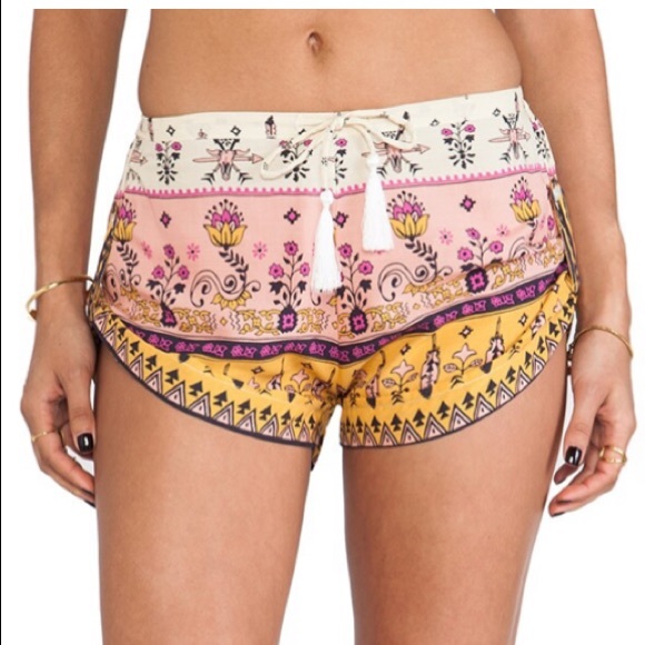 ✨ S O L D ✨ Spell and the Gypsy Desert Wanderer Shorts - High Noon - Picture 4 of 7
